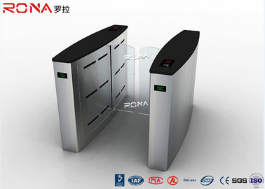 粉によって塗られる滑走の障壁のゲート304のステンレス鋼フレームワーク反殴打機能